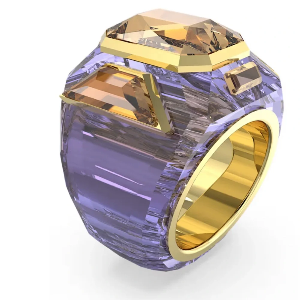 Chroma cocktail ring, Purple, Gold-tone plated - Picture 2 of 4